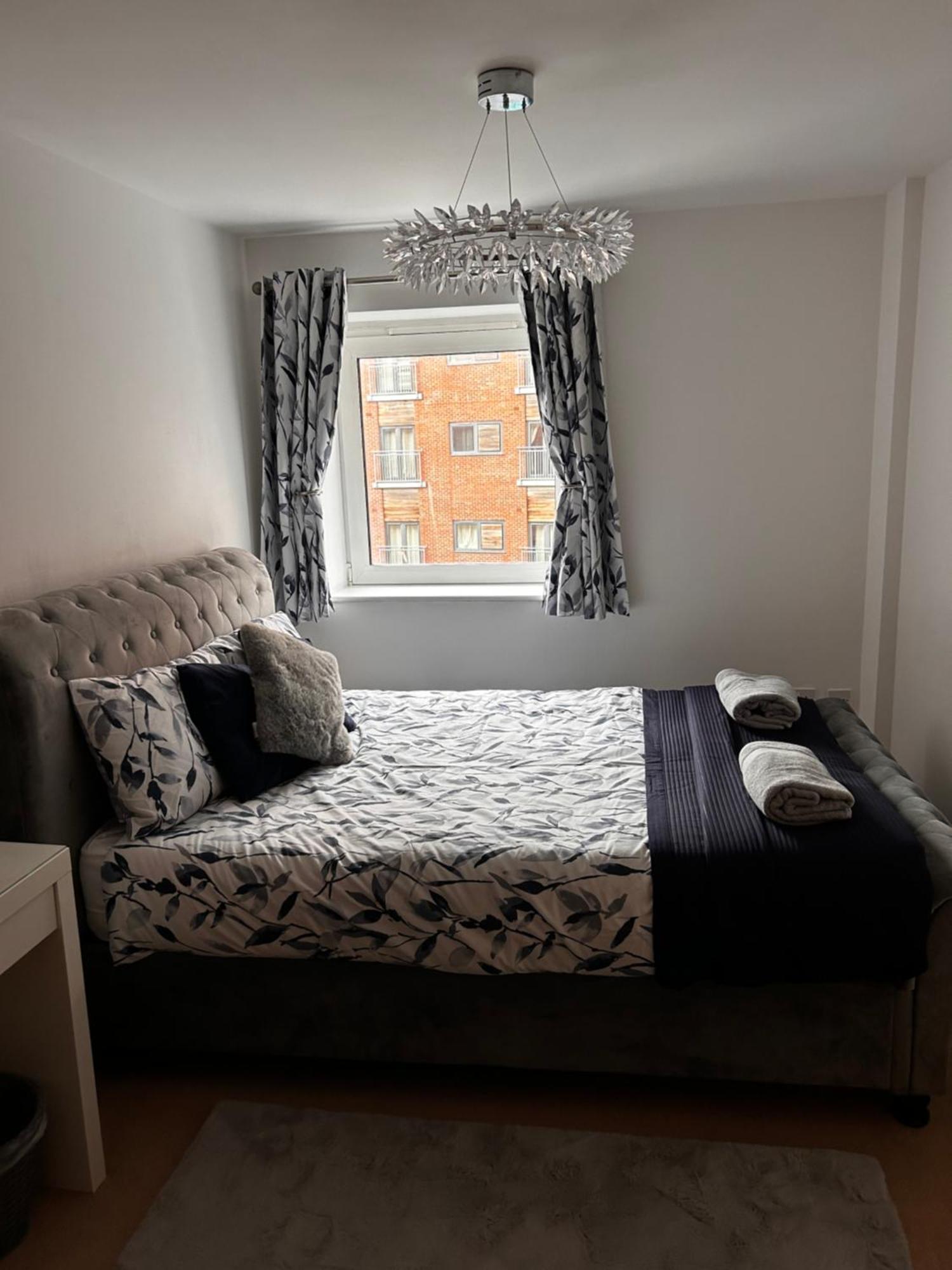 City Centre Apartment. Wrexham Kültér fotó